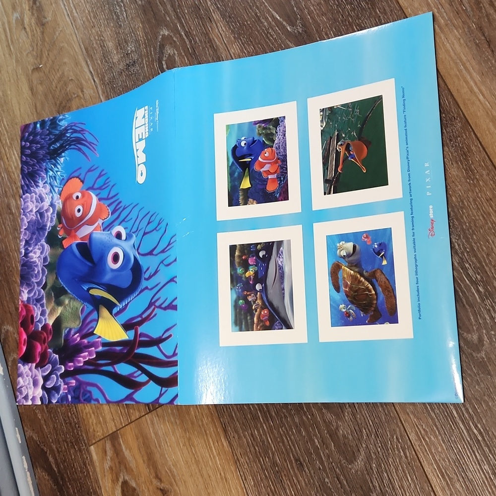 NIB Finding Nemo 4 pc Lithograph Set Marlin Nemo Dory Crush Squirt Nigel Mr. Ray